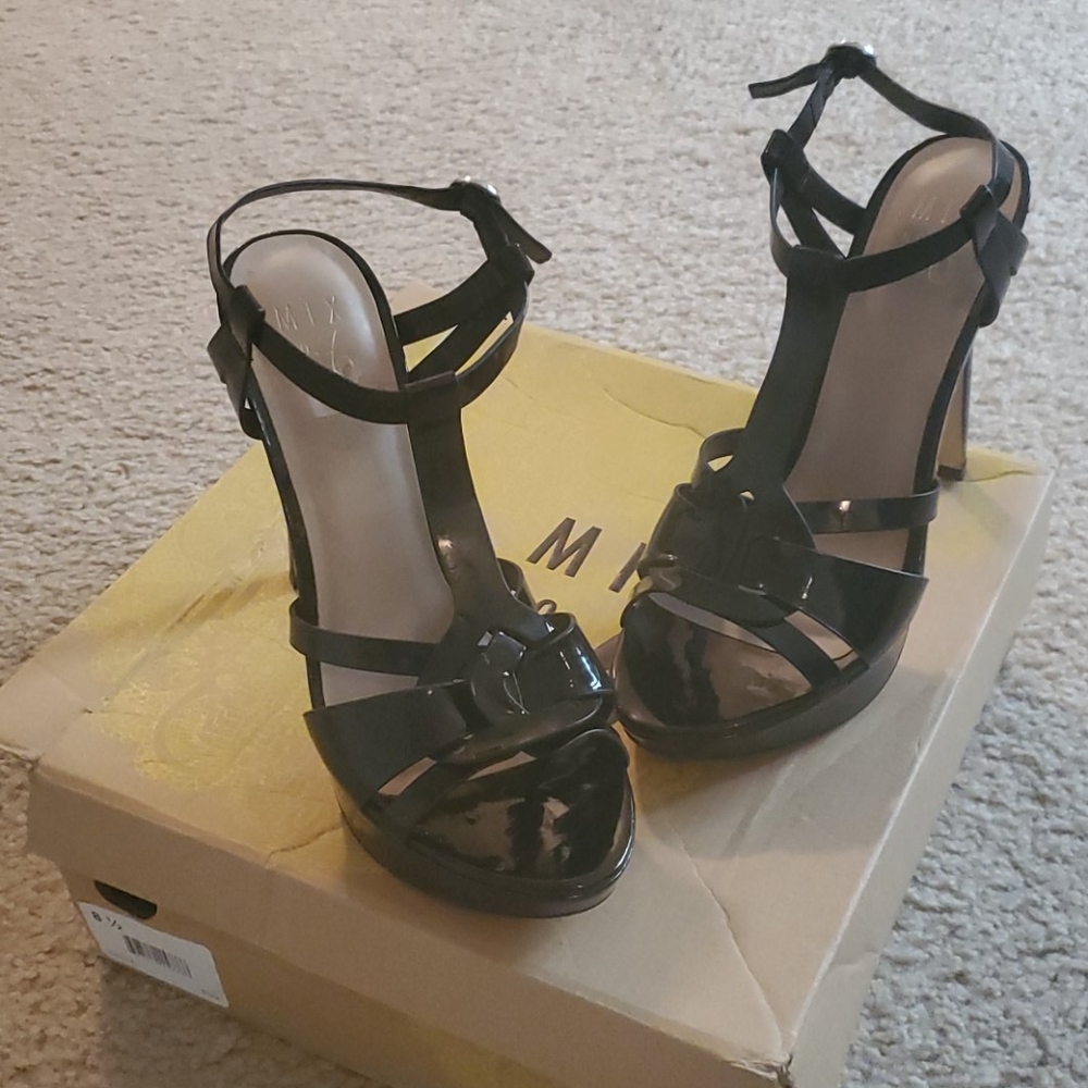 Mix No. 6 'Taylla' Black Patent Pump